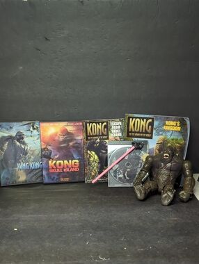 King Kong Naomi Watts Classic DVD‎ Movies, book, pencil cap and pencil